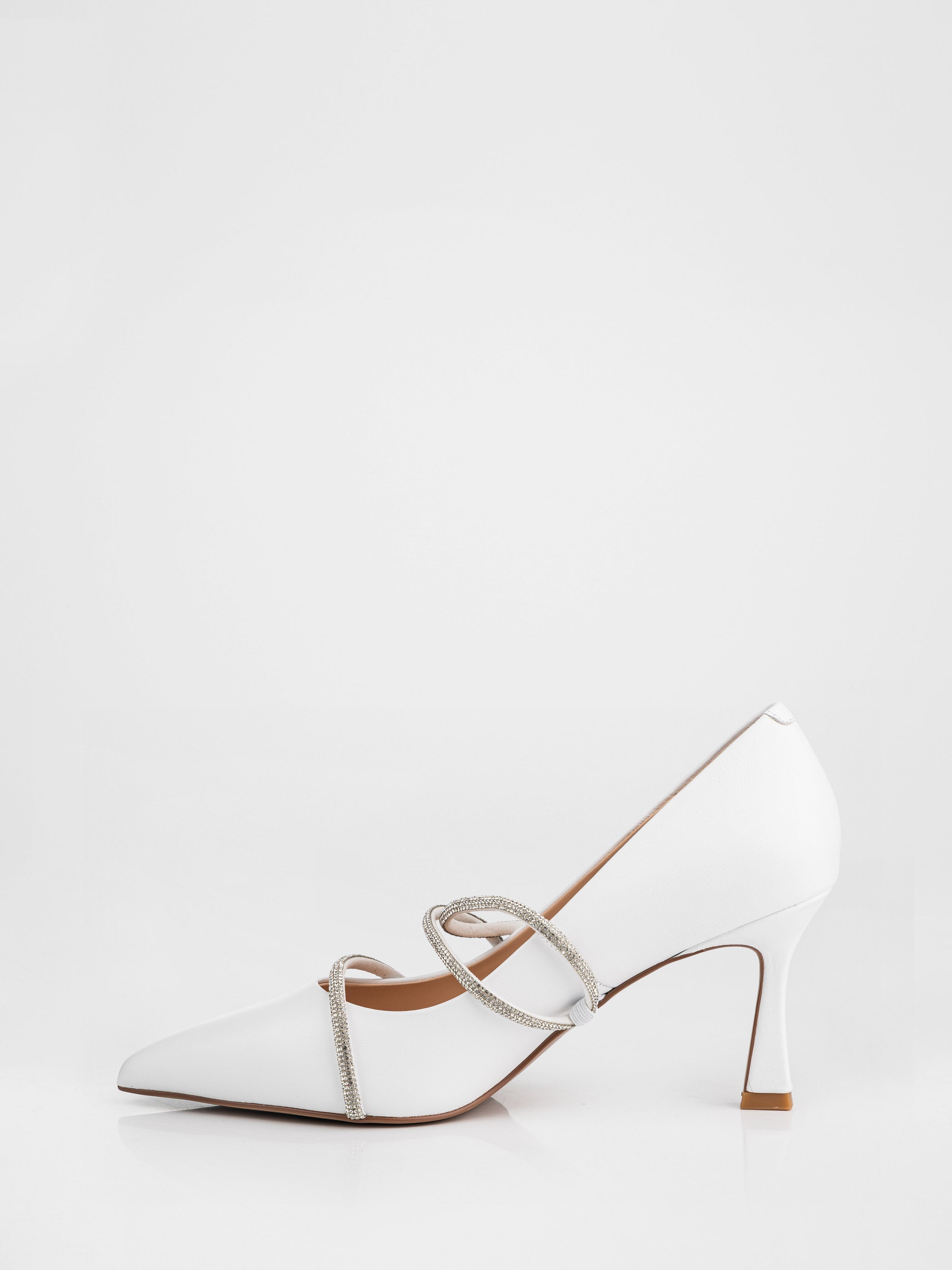 Туфлі човники у білому кольорі декоровані камінням