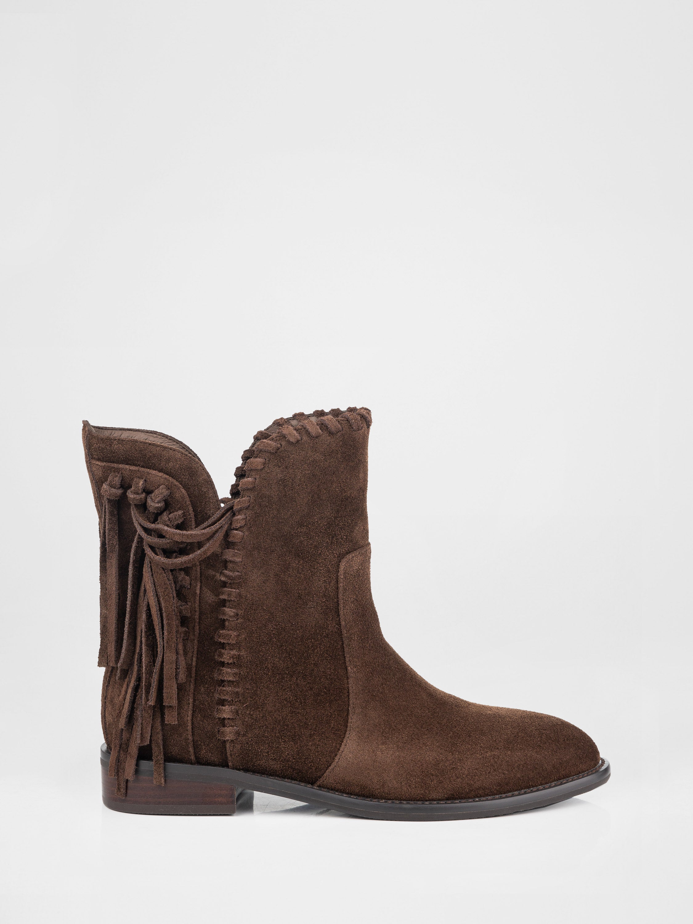 Замшеві ковбойки у шоколадному кольорі