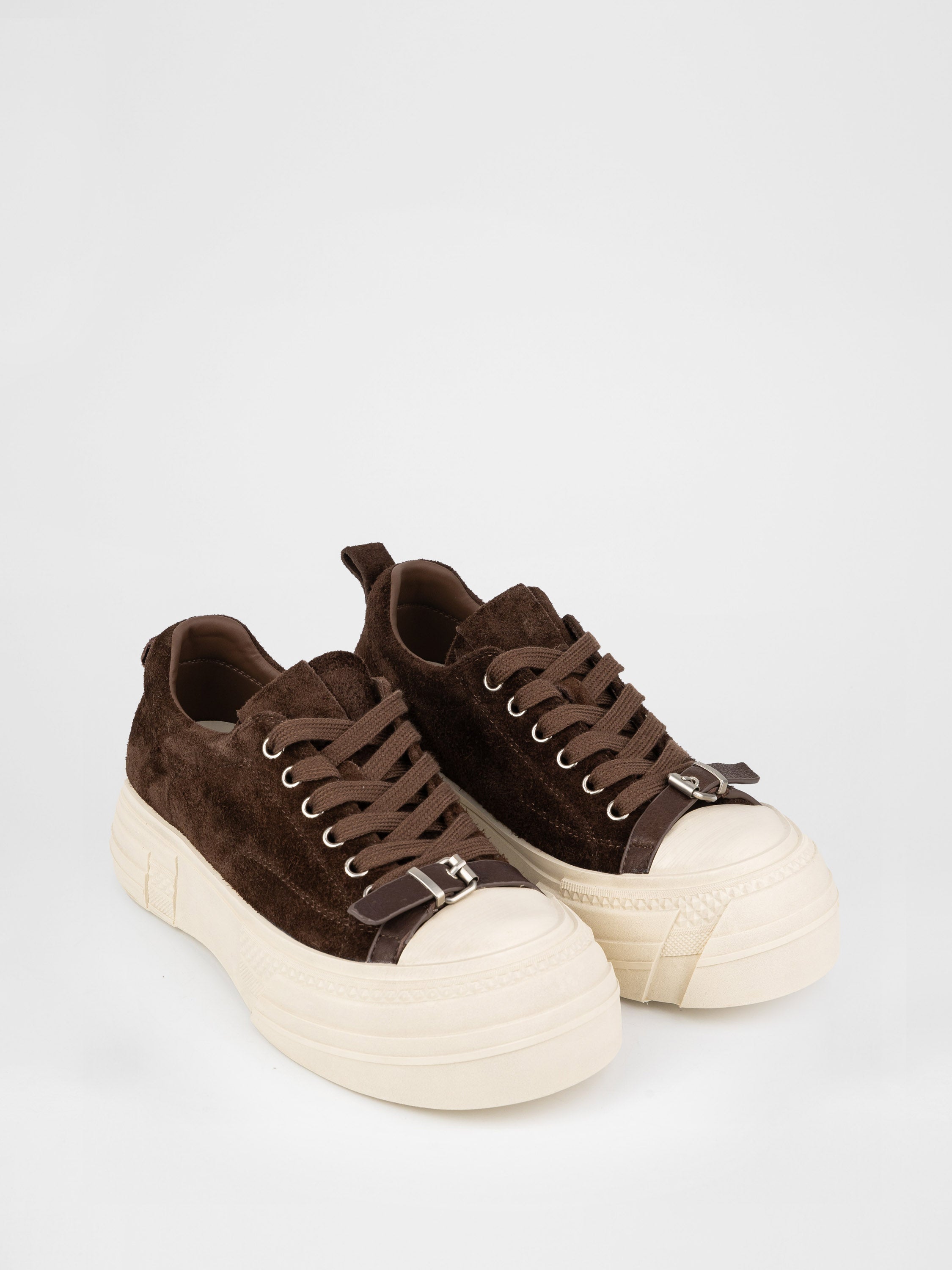 Кеди у шоколадному кольорі на масивній підошві