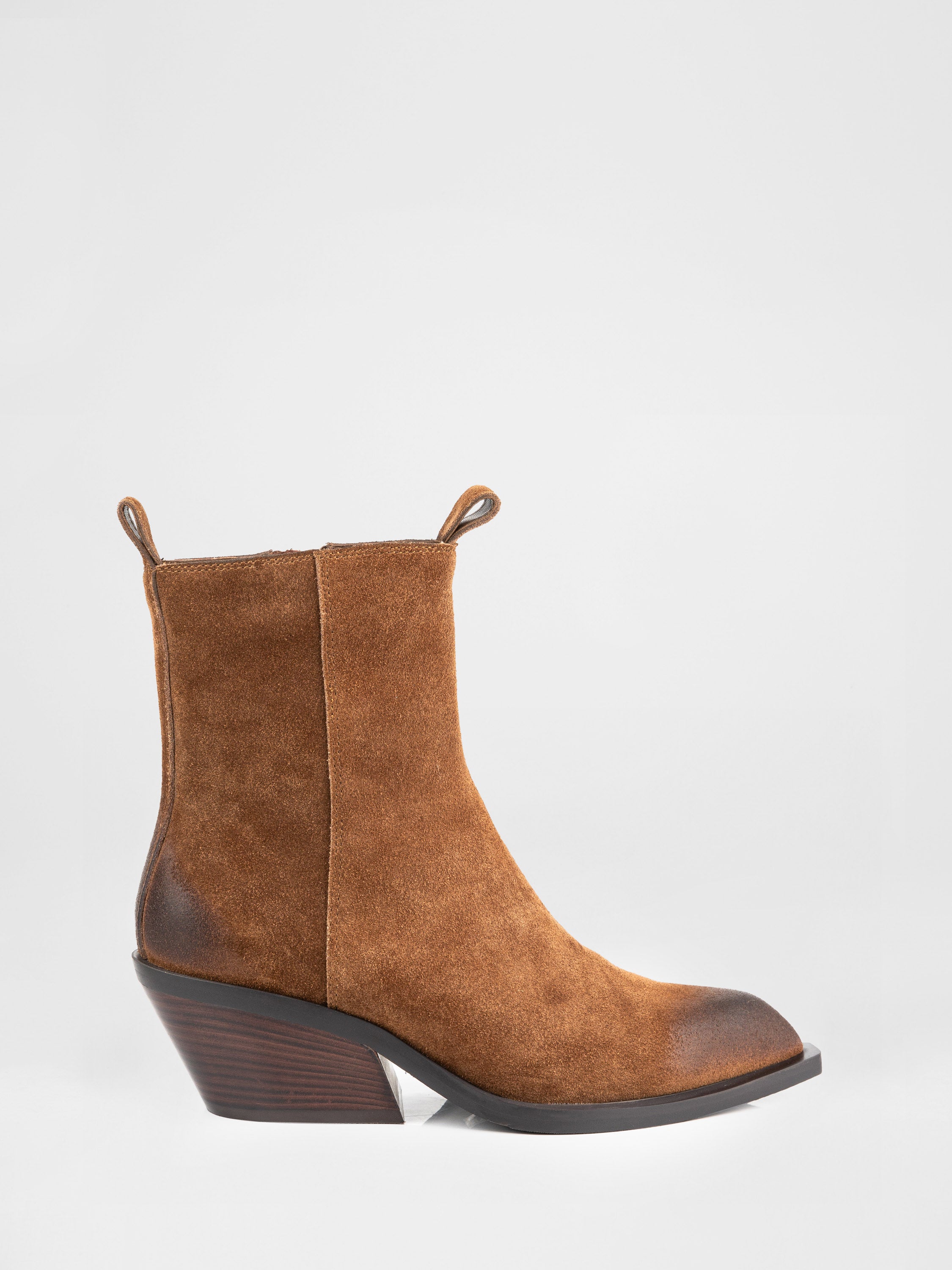 Замшеві ковбойки у рудому кольорі