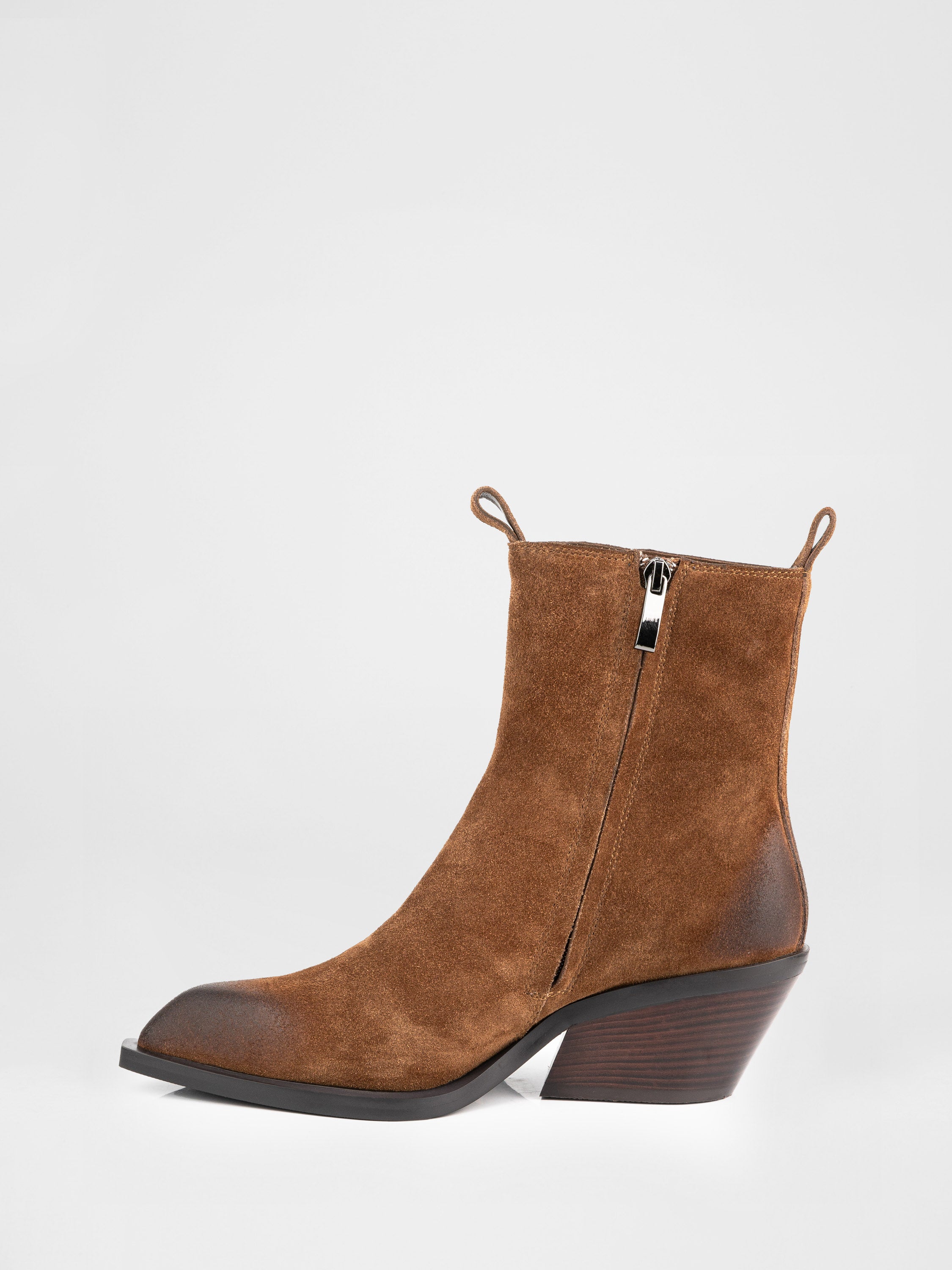 Замшеві ковбойки у рудому кольорі