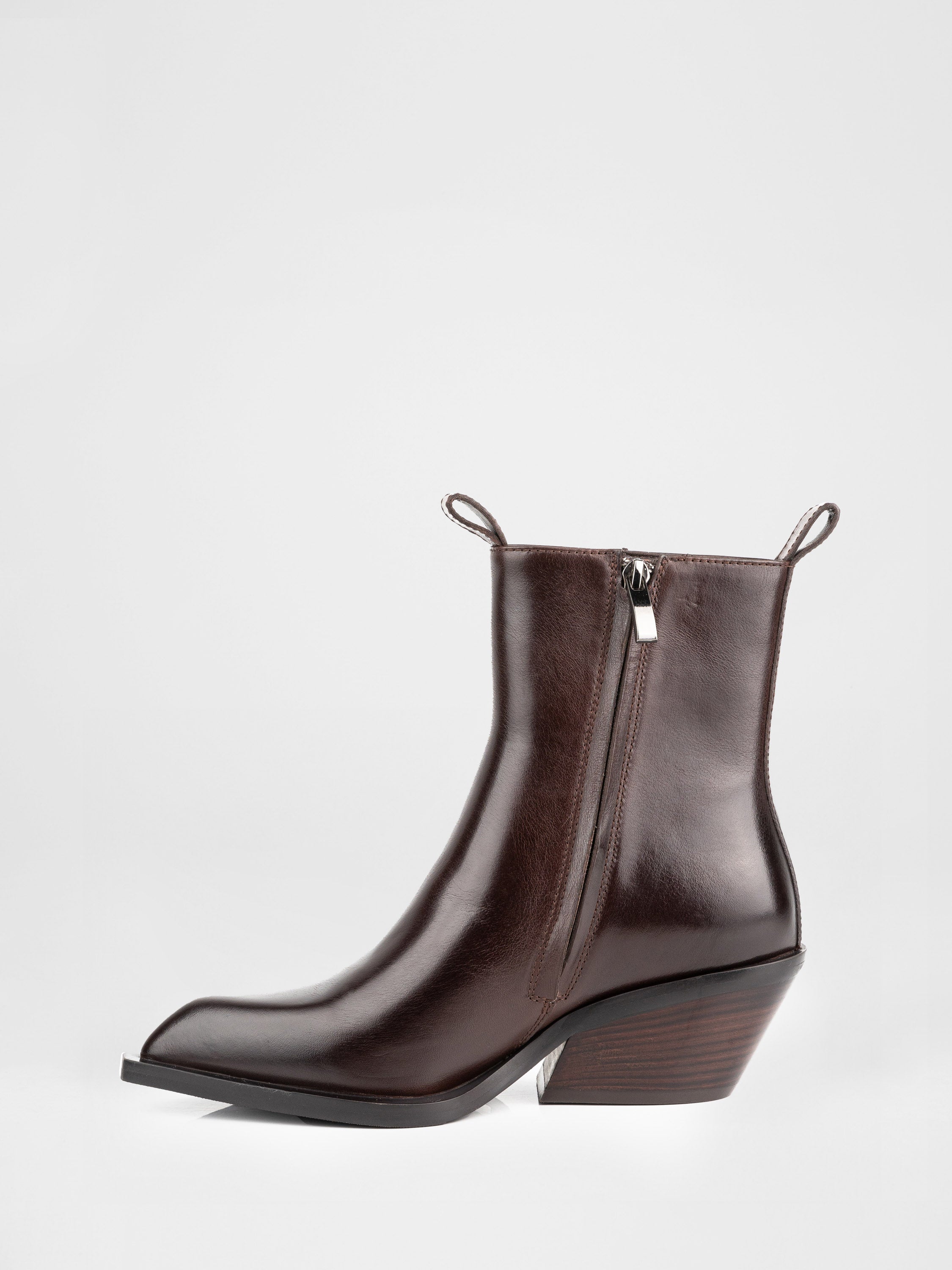 Ковбойки у насичено-винному кольорі