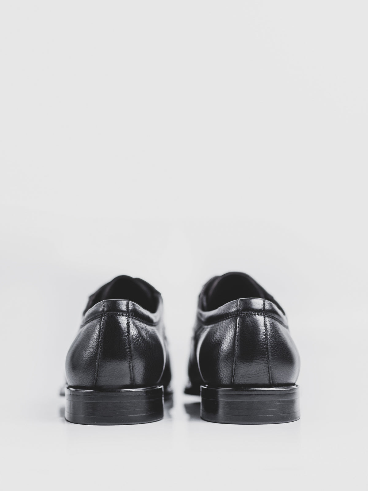 Чорні туфлі човники чоловічі