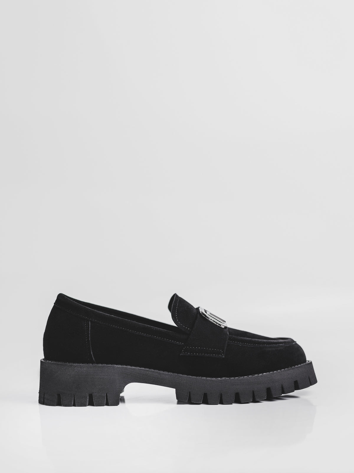 what the fours shoes