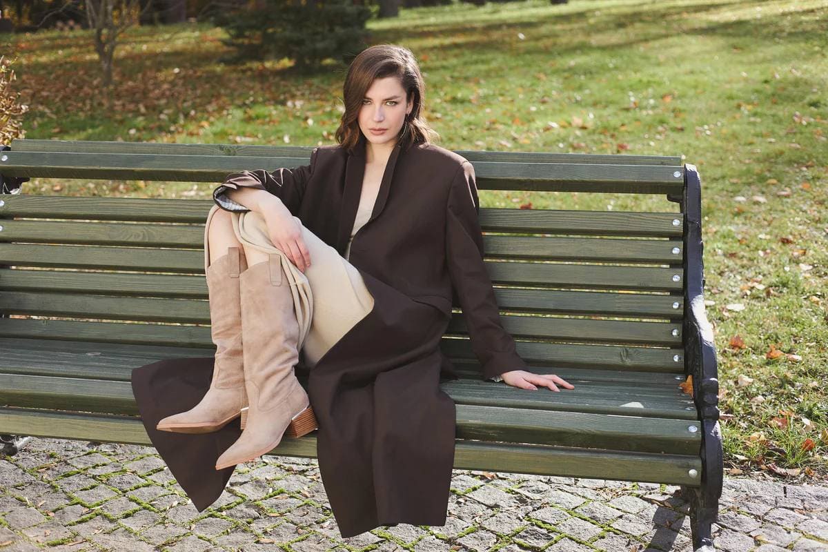 Замшеві черевики Ковбойки бежеві