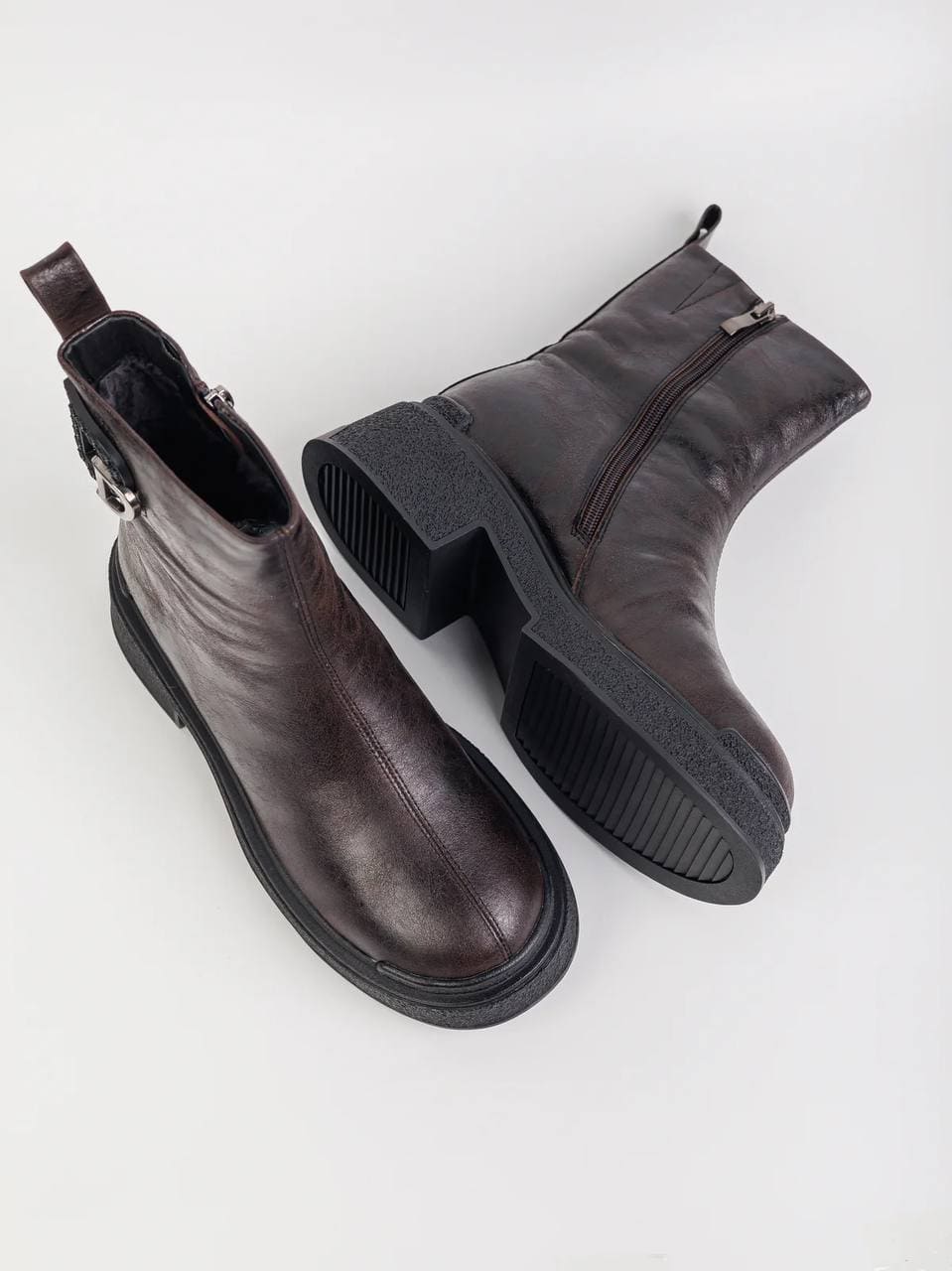 Черевики з шкіри та хутра чорні