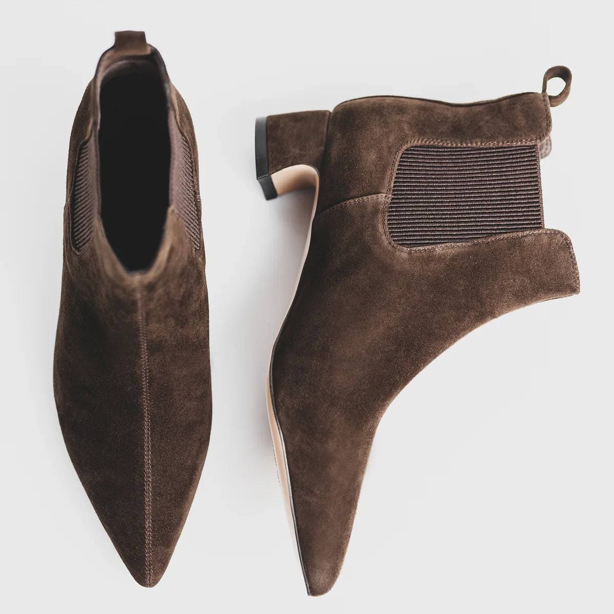 Замшеві ботильйони на підборах