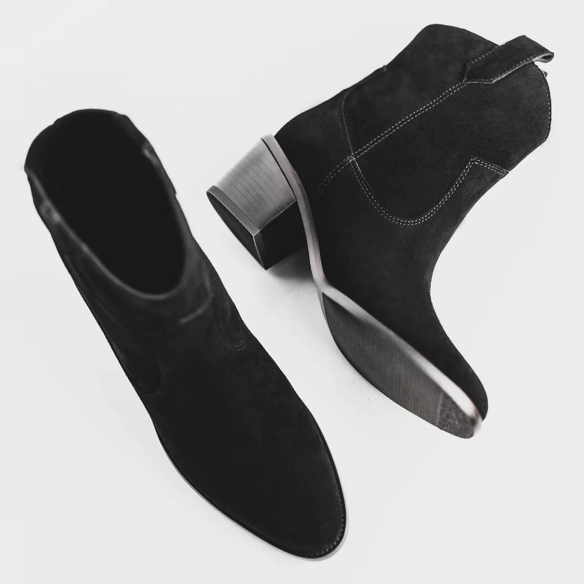 Замшеві черевики Ковбойки у чорному кольорі