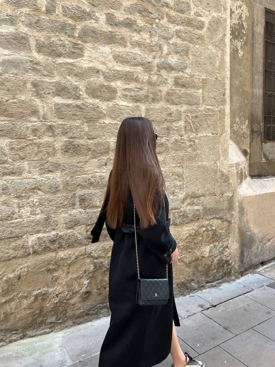 Пальто у чорному кольорі