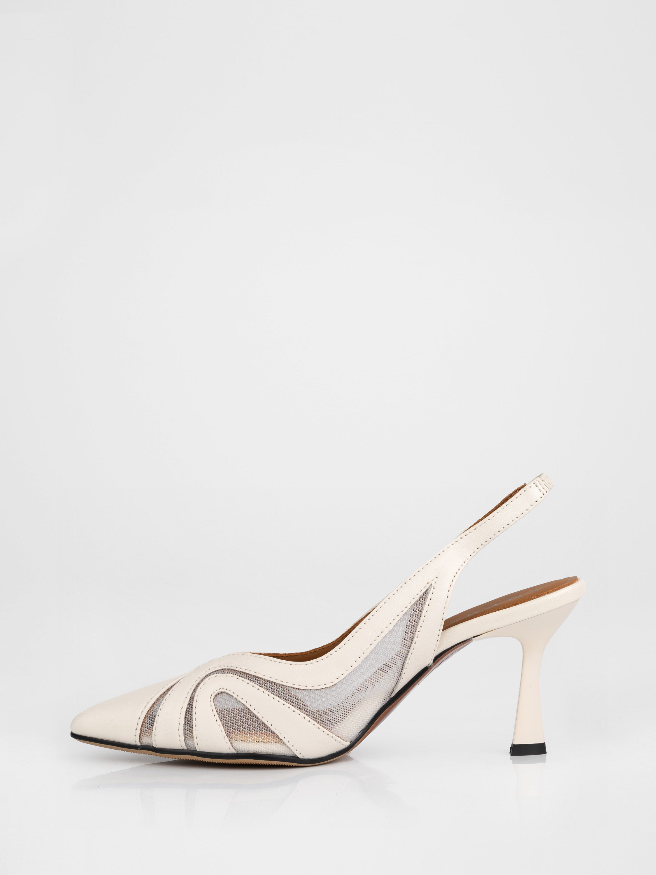 Шкіряні слінгбекі з відкритою п’яткою та прозорими вставками у світлому відтінку