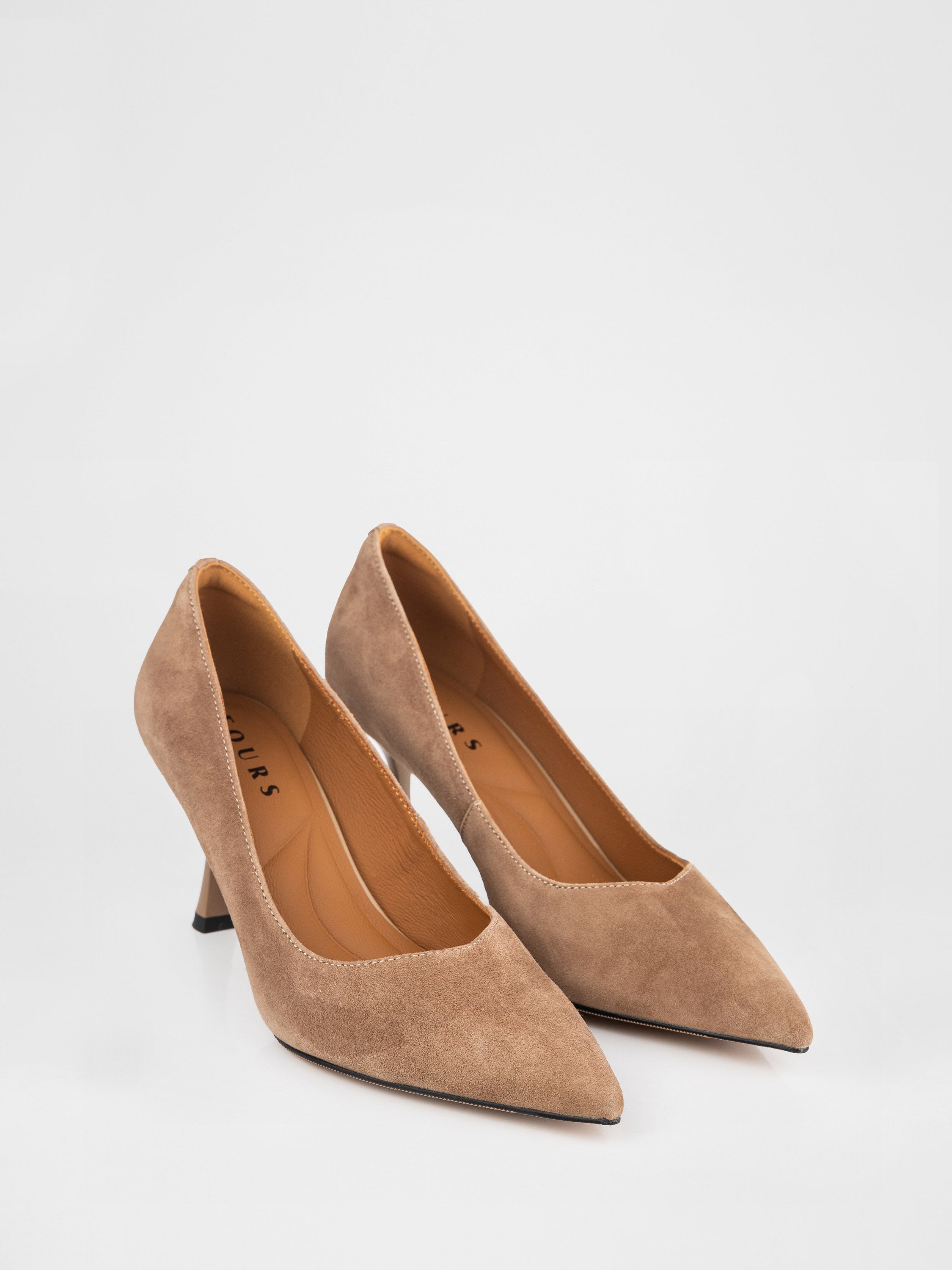 Замшеві човники у бежевому кольорі