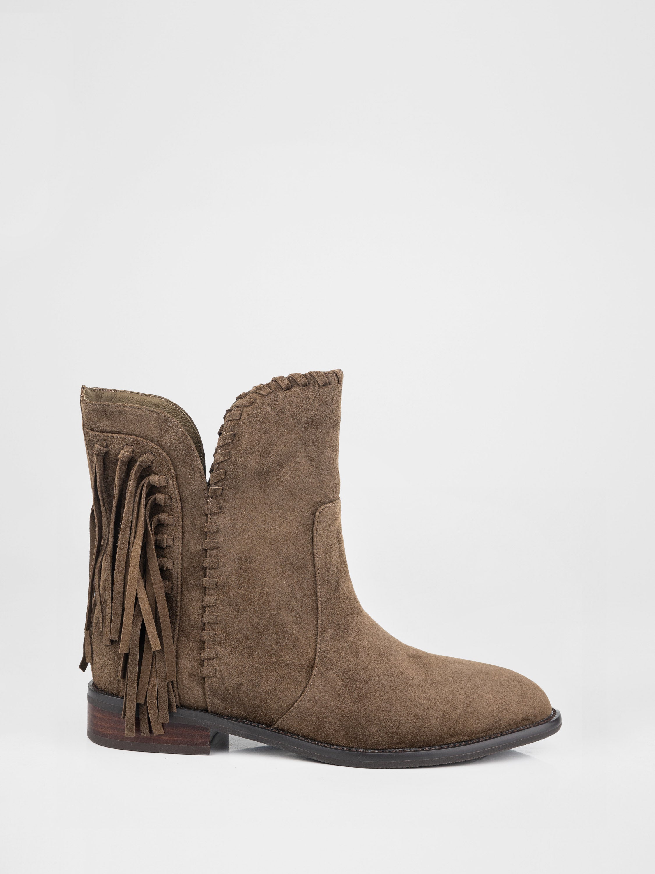 Замшеві ковбойки у коричневому кольорі