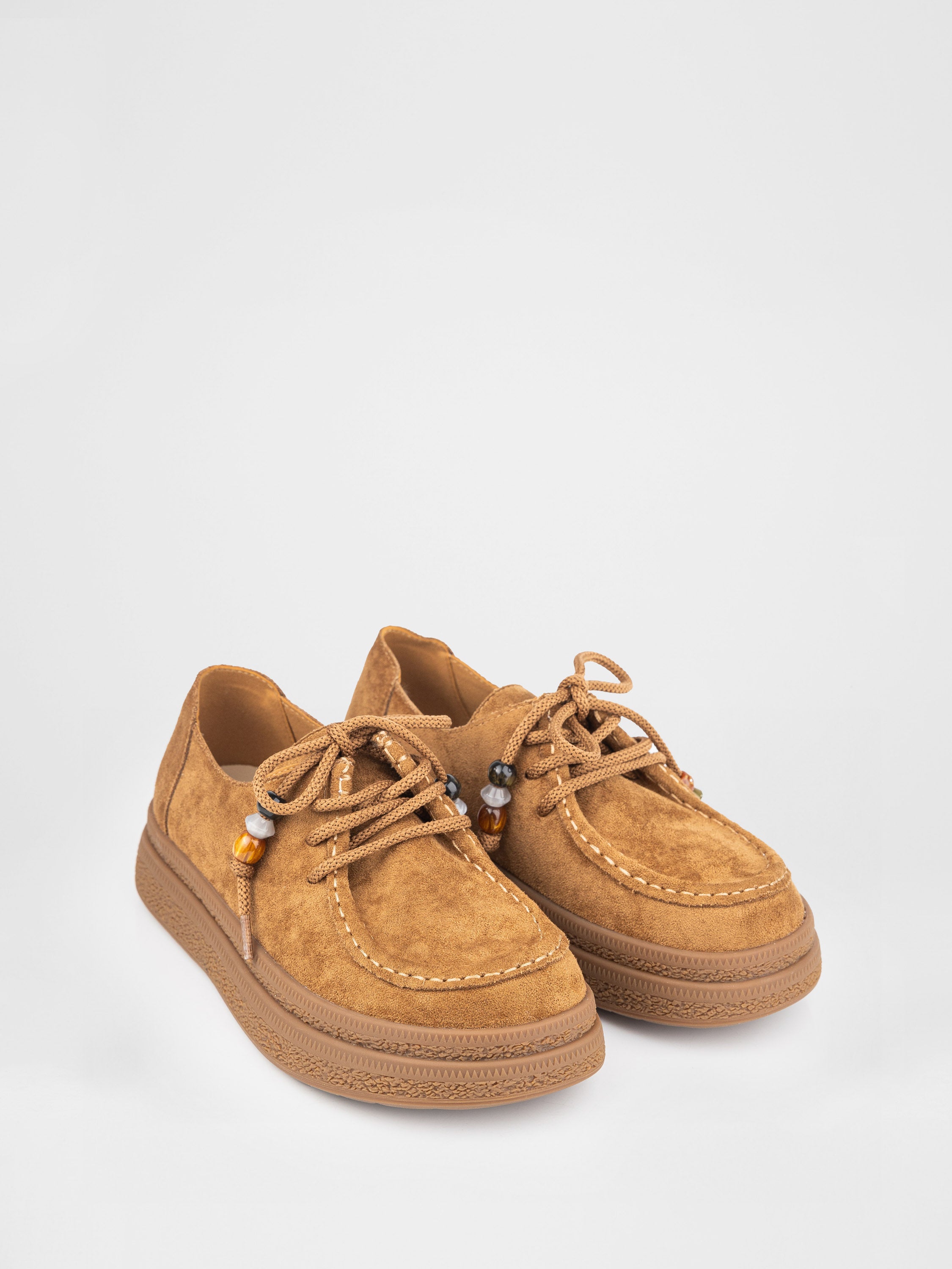 Лофери у карамельному кольорі з декоративними прикрасами