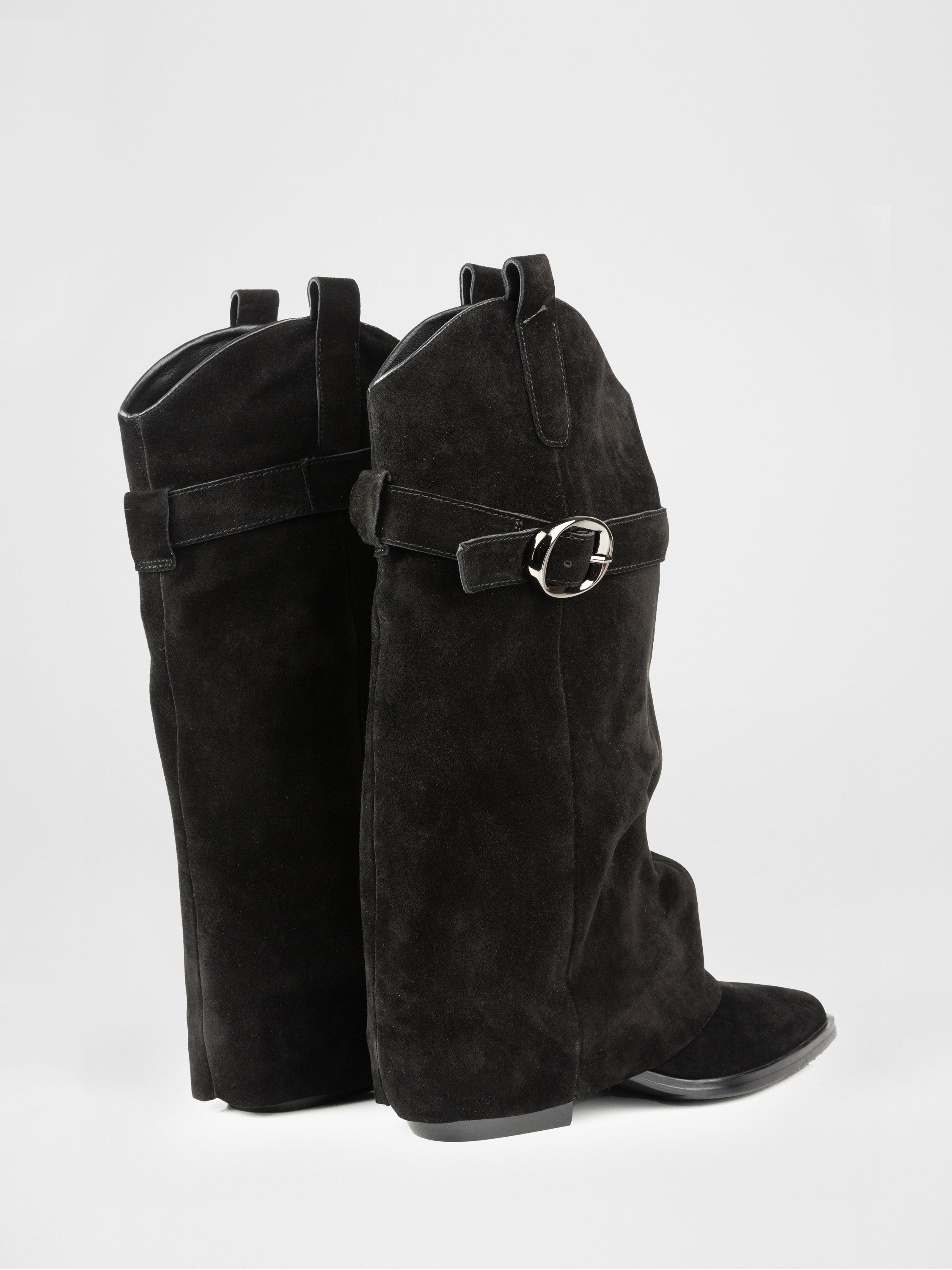 Замшеві ковбойки у чорному кольорі