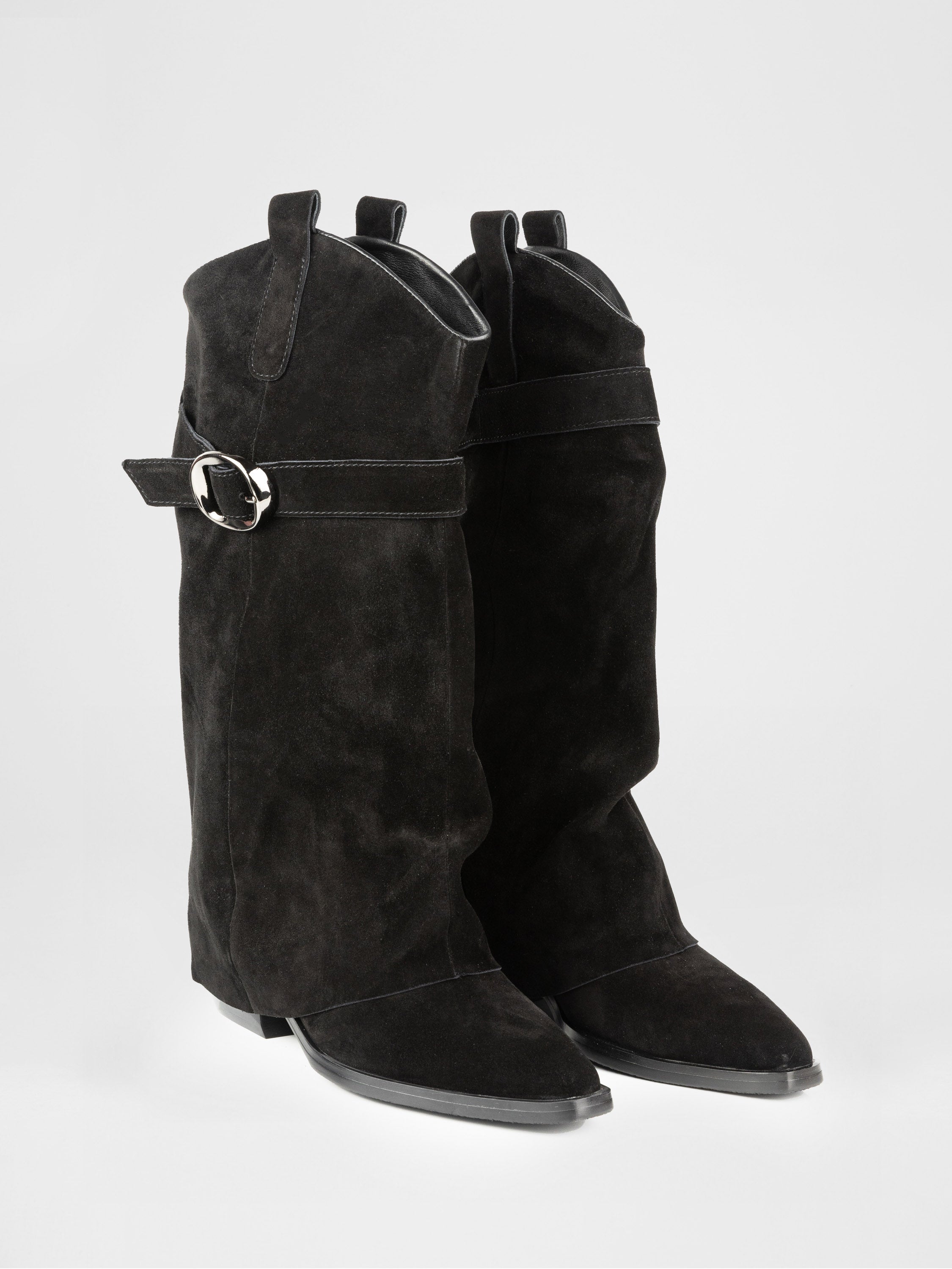 Замшеві ковбойки у чорному кольорі