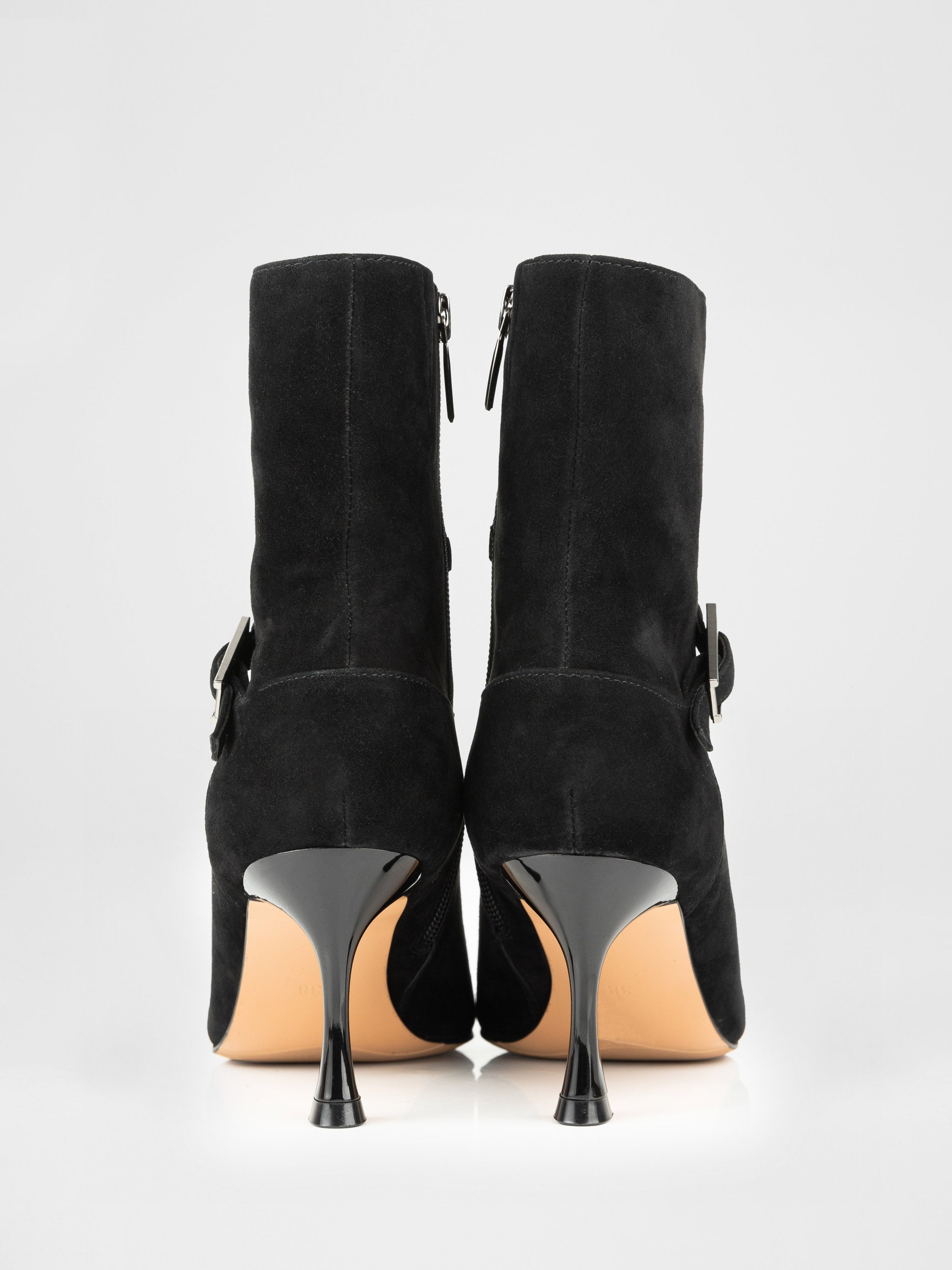Замшеві ботильйони у чорному кольорі