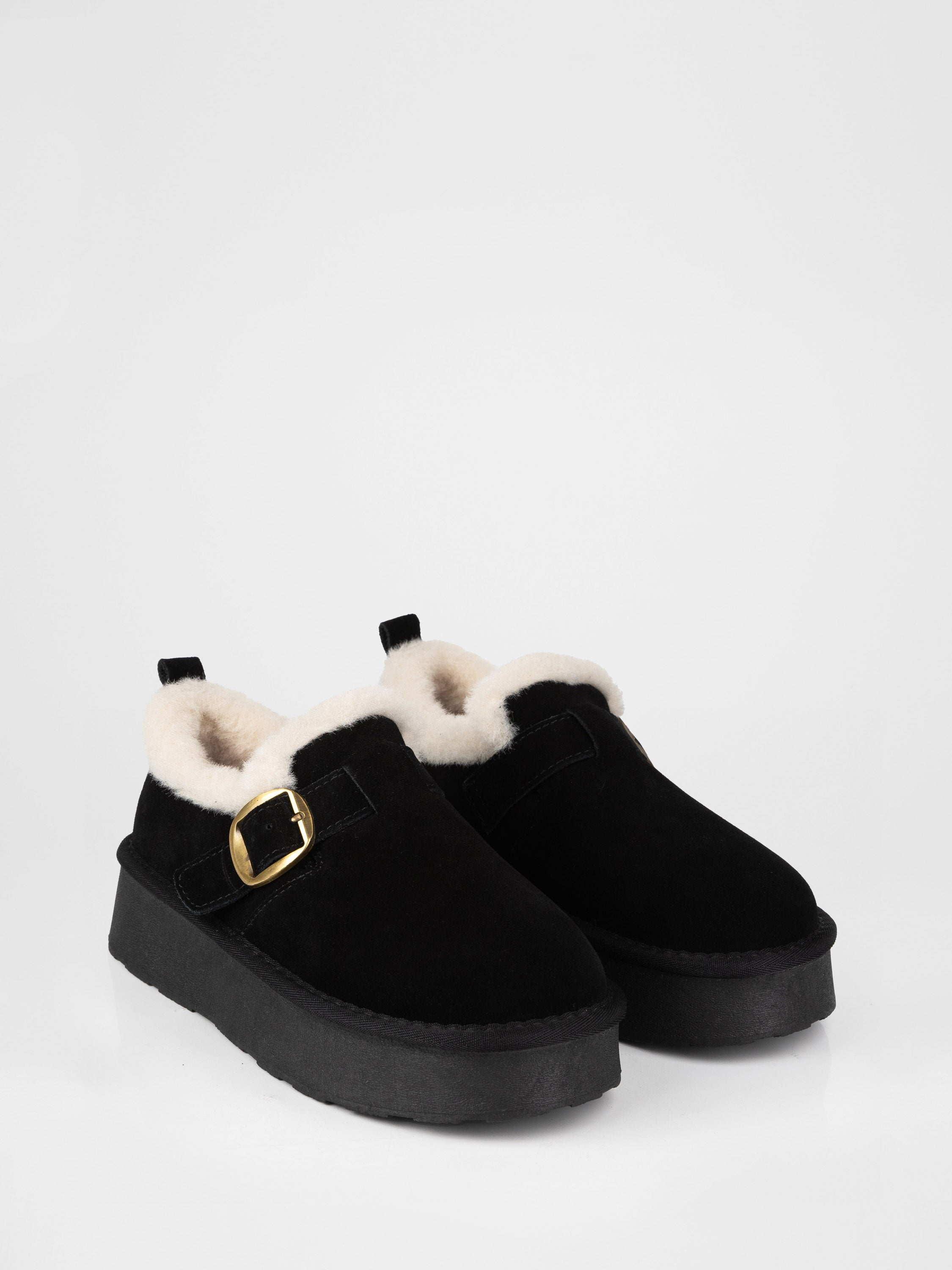Хайтопи з замші та хутра у чорному кольорі