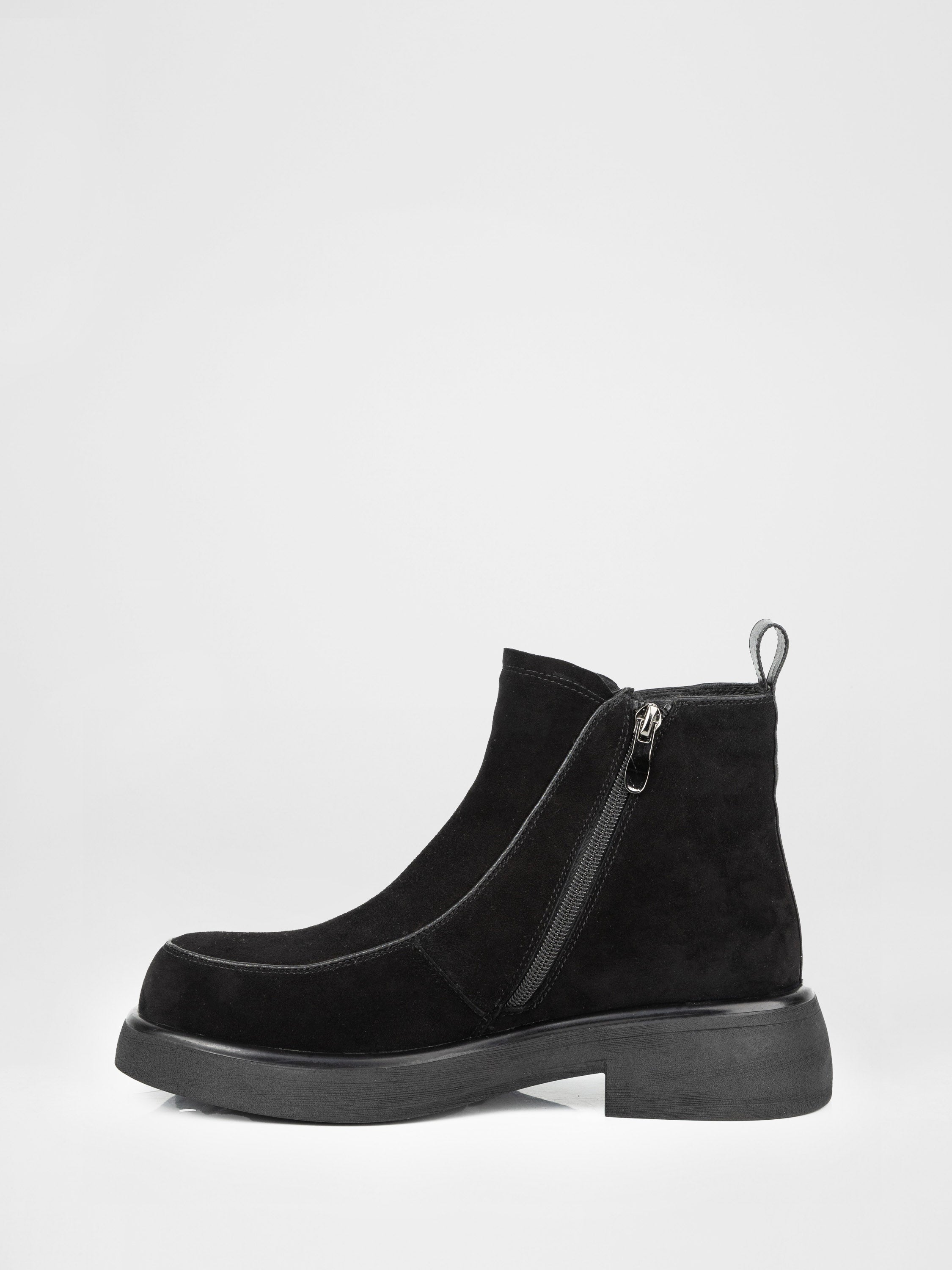 Черевики жіночі у чорному кольорі замш-хутро