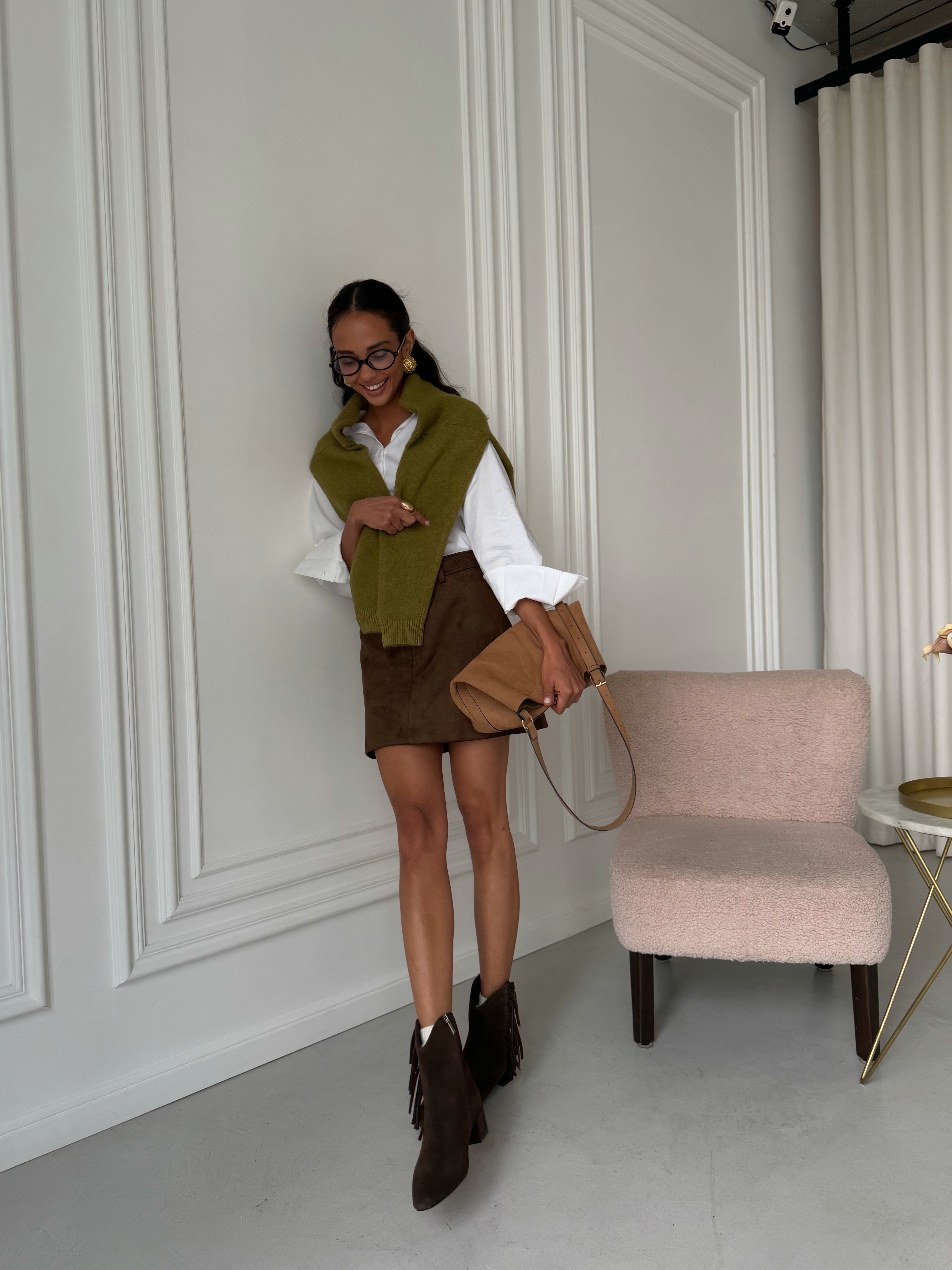 Замшеві ботильйони у коричневому кольорі