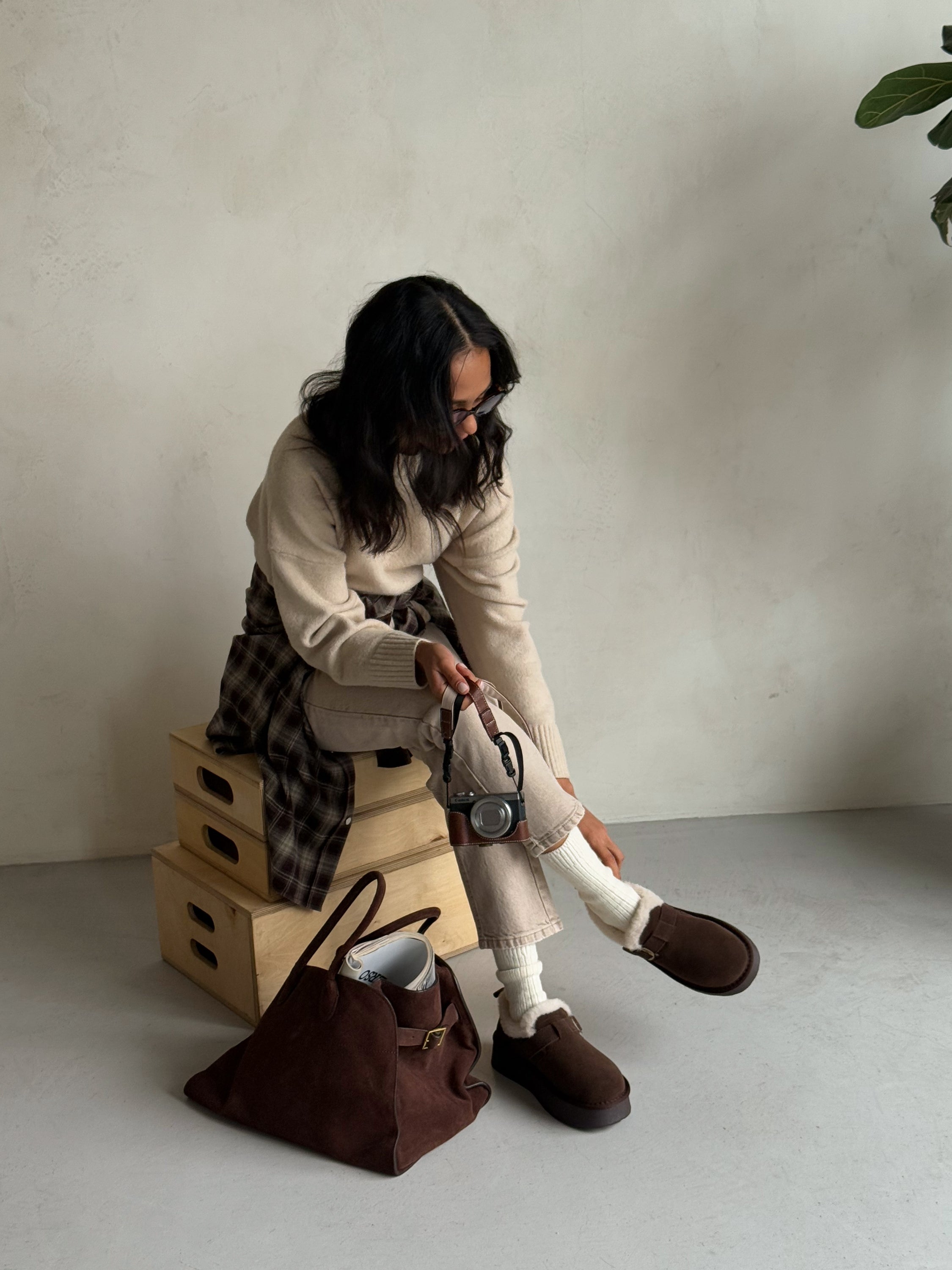 Хайтопи з замші та хутра у шоколадному кольорі