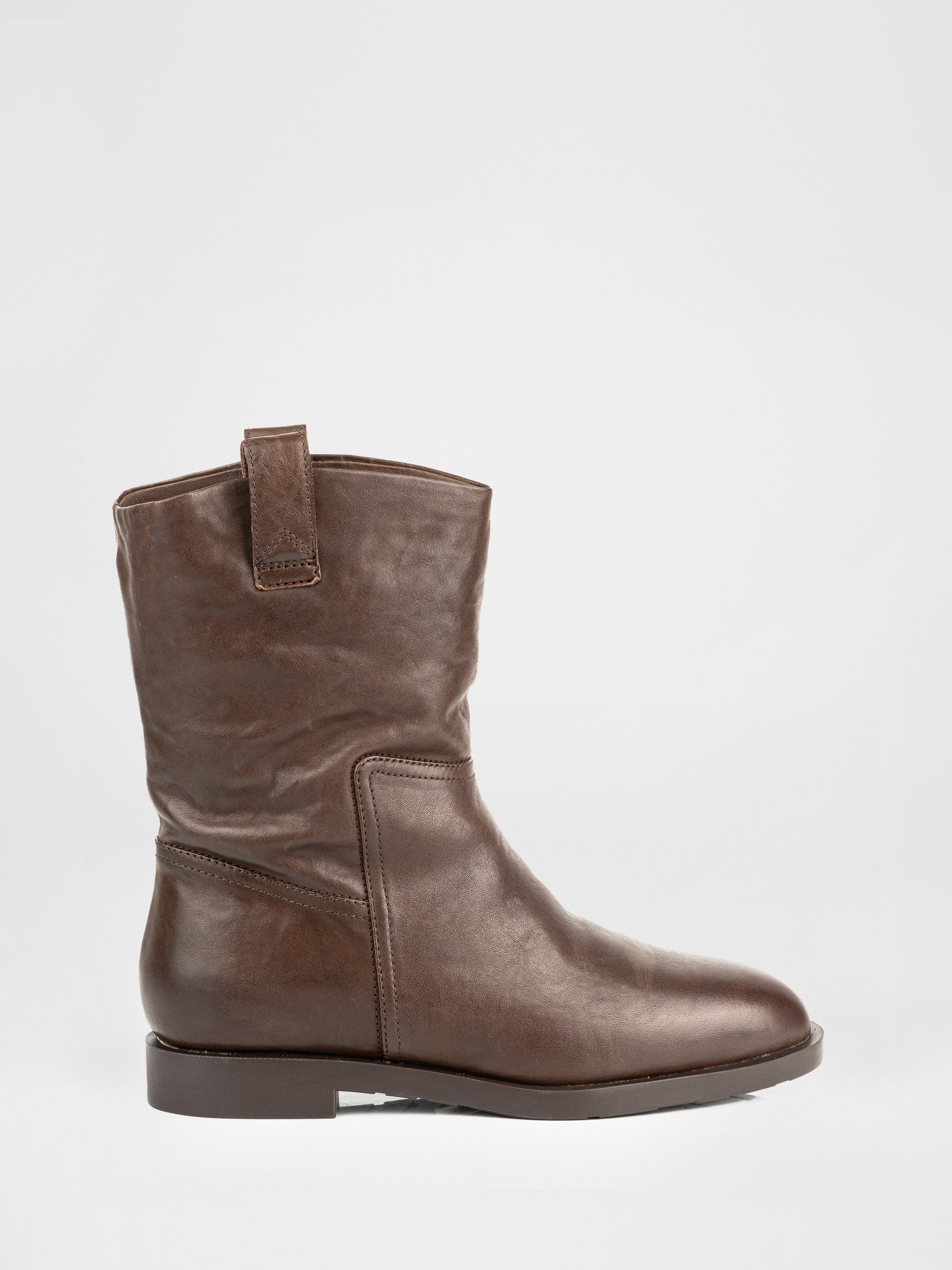 Зимові черевики у шоколадному кольорі