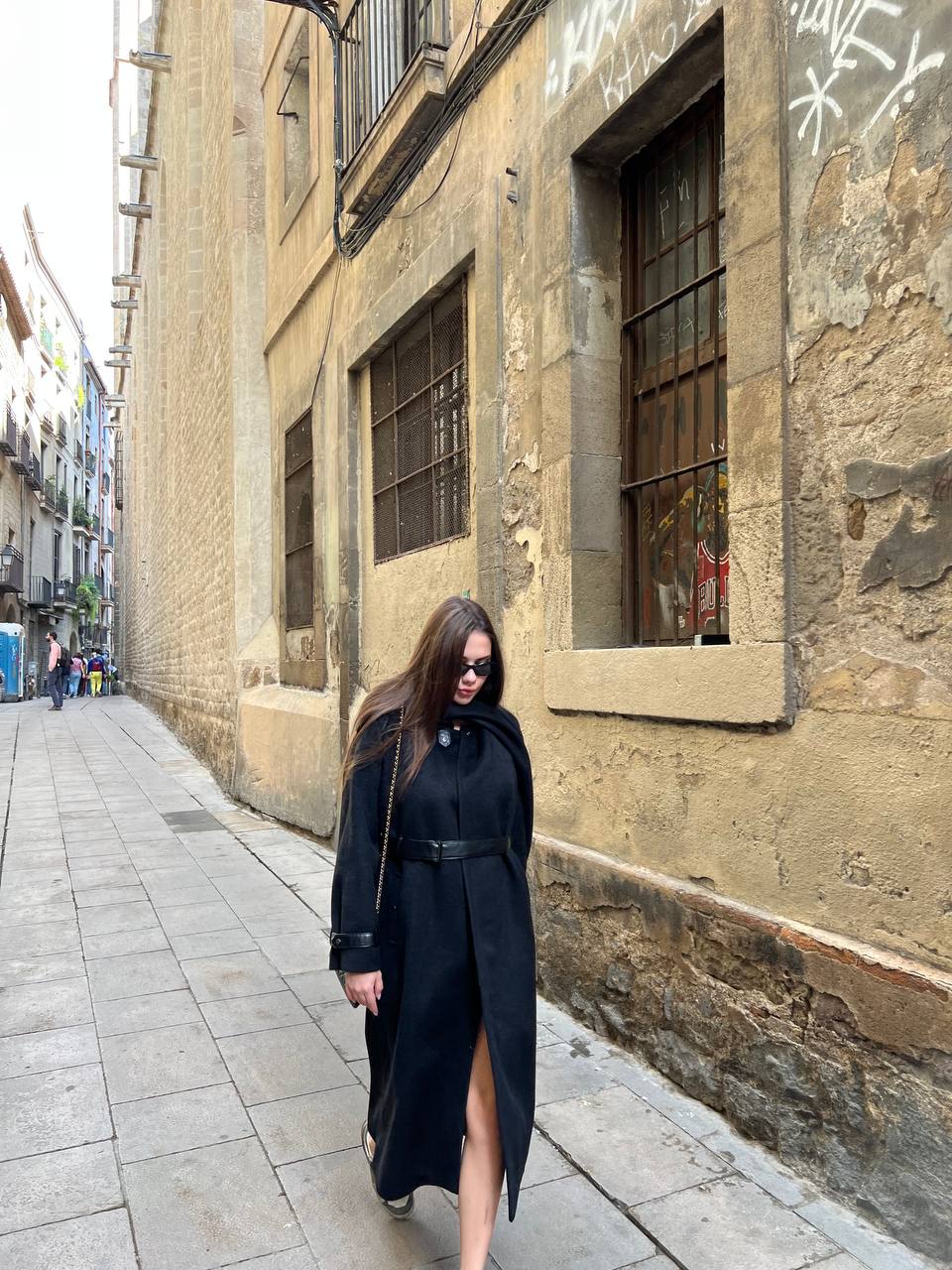 Пальто у чорному кольорі