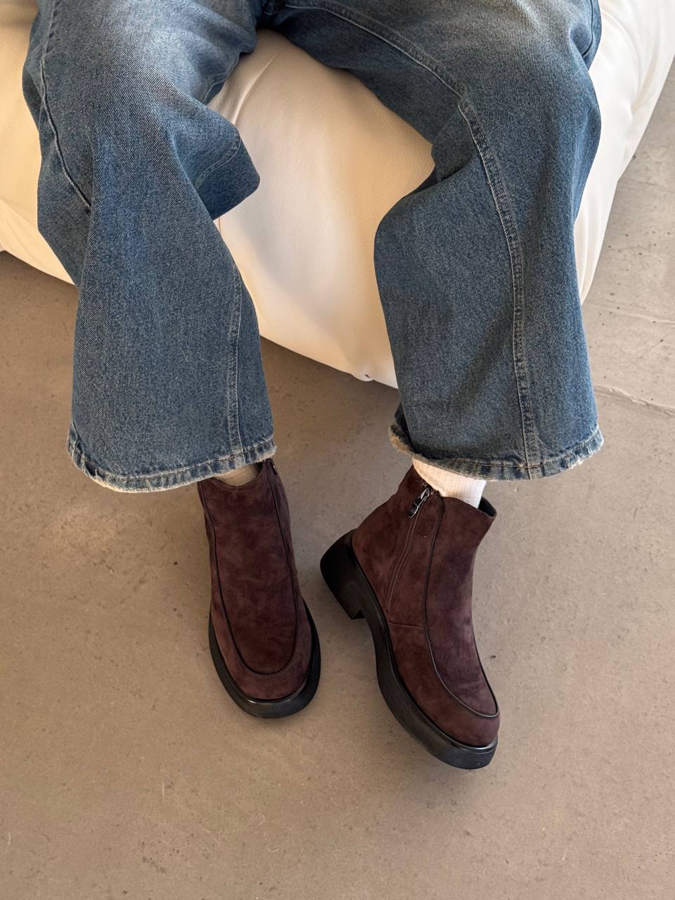 Черевики жіночі у коричневому кольорі замш-хутро